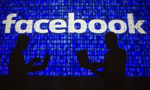 Uganda: Facebook devlet başkanlığı seçimlerine müdahale ediyor
