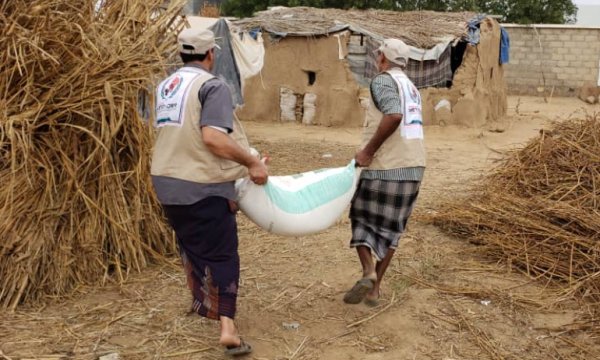 Avrupa Yetim-Der'den açlıktan ölümlerin yaşandığı Yemen'e 1700 çuval (85 ton) un yardımı