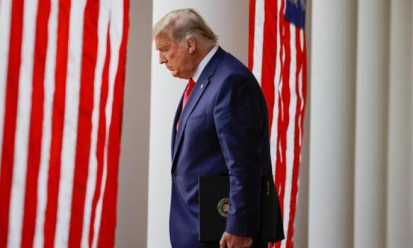 Trump'ın başkanlık görevindeki son kararı: Listede 100'e yakın isim var 