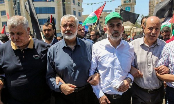 Hamas heyeti Mısır’da; Mahkumlar konusu masada