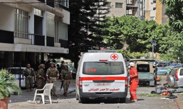 Lübnan'da Hizbullah ve Emel üyelerine silahlı saldırı