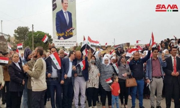 Halep'te protesto gösterisi 