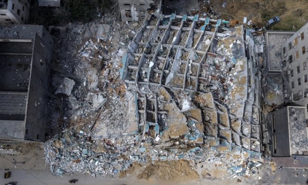 İsrail, Gazze'deki 13 katlı binayı basın ofislerinin bulunduğunu öğrenmesine rağmen vurdu