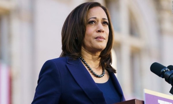 Kamala Harris'in ekibinde istifa