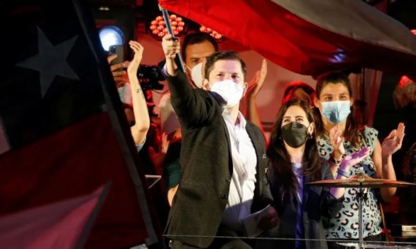 Şili'de sandıklar açıldı: 35 yaşındaki solcu aday ikinci tura kaldı