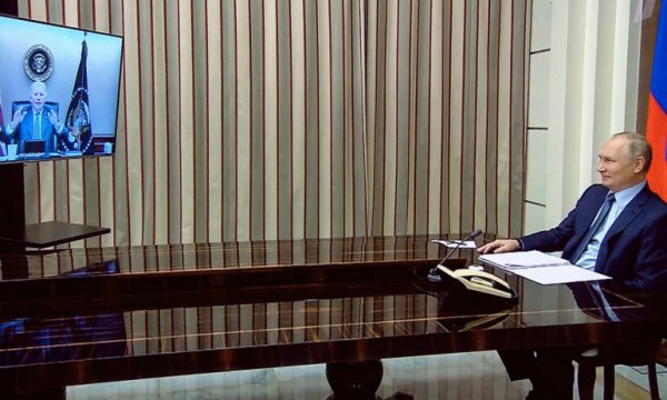 Putin-Biden görüşmesinde 'kırmızı çizgiler' konuşuldu