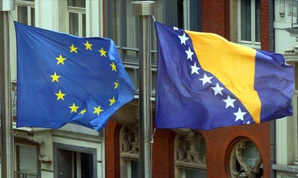 AB'nin Bosna Hersek'teki krizi çözme "çabaları" ülkede yeni bir tartışmanın fitilini ateşledi