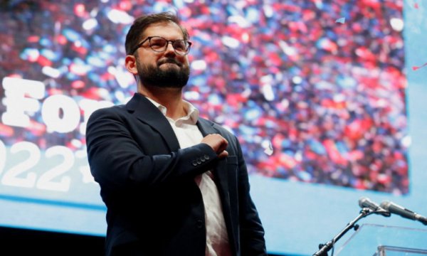 Şili'de solun zaferi: Öğrenci lideri Boric, ülkenin en genç devlet başkanı oldu