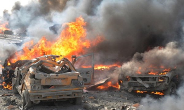 IŞİD hazırladığı bombalı aracın yanlışlıkla patlatılması sonucu 21 IŞİD'li öldü