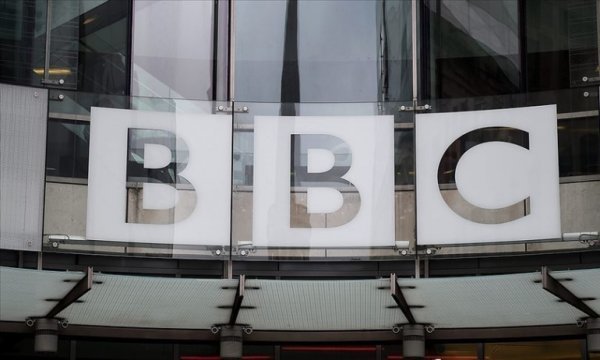 İngiliz yayın kuruluşu BBC 'İslam'a ve Müslüman kadınlara karşı' önyargıyı güçlendirmekle suçlandı
