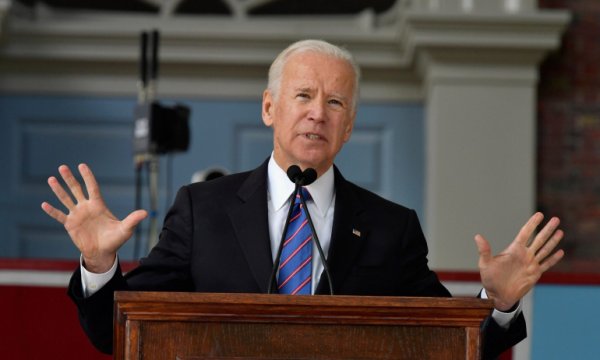 Biden dostlarıyla nasıl halleşecek?