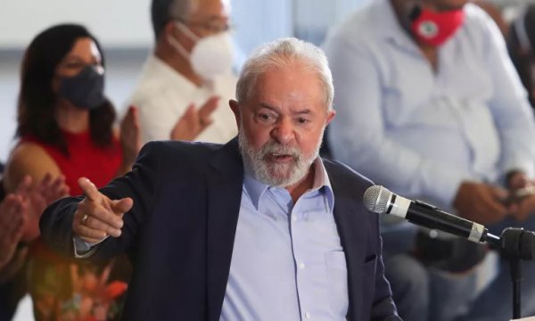 Eski Brezilya lideri solcu Lula geri mi dönüyor?