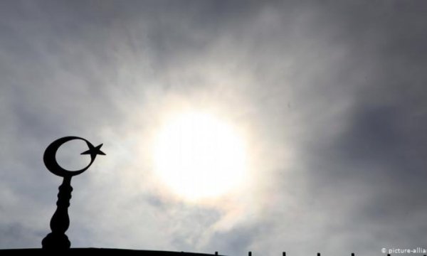 Irkçıların imzalı mektupları endişe yaratıyor