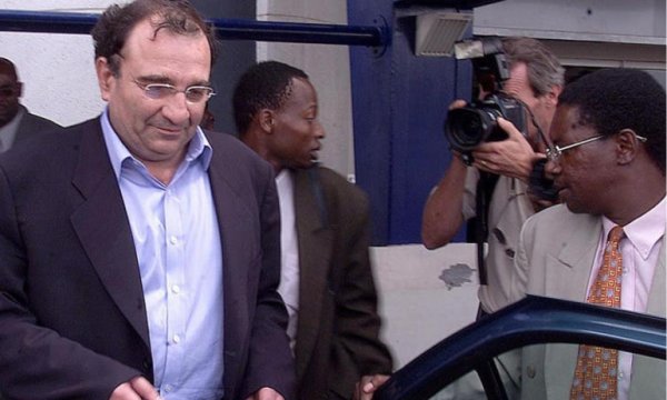 Myanmar cuntası, "darbeyi aklamak" için İsrailli ünlü lobiciyle anlaştı