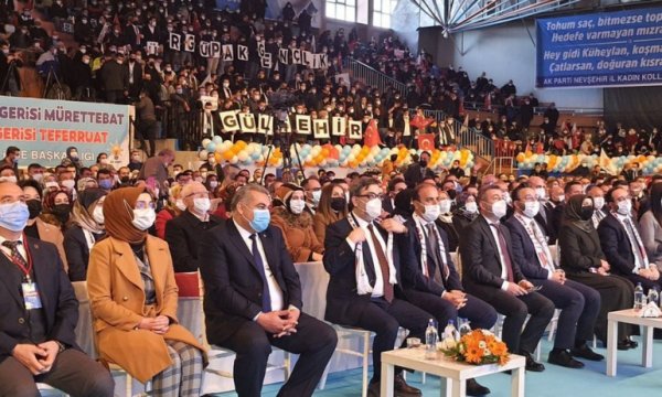 Hükümetin yumuşak karnı: Kongreler ve cenazeler
