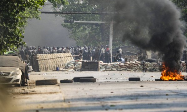 Myanmar'daki gösterilerde 38 kişi öldü