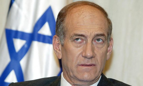 Olmert: Emirlikler’le yirmi yıldır ilişkimiz var