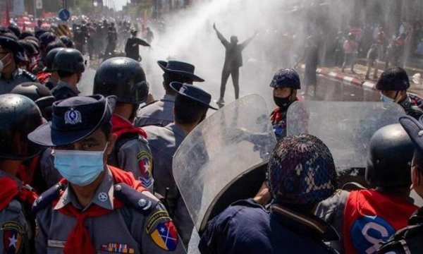The Guardian: Myanmar'da gözaltındaki siyasetçi işkenceyle öldürüldü