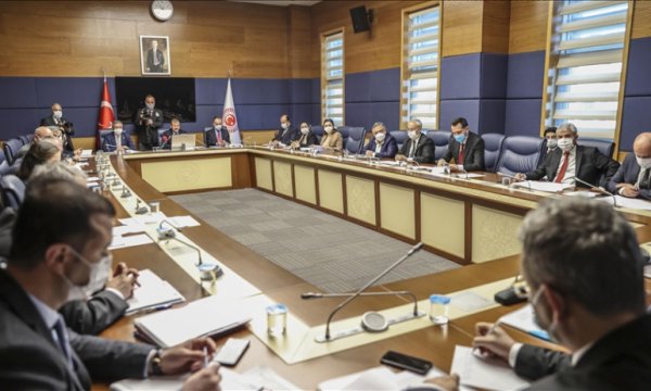 Irkçılık ve İslamofobi inceleme komisyonu: Avrupa'nın yüzde 37'si...