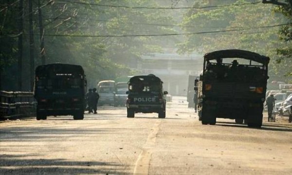 Myanmar'da 3 etnik silahlı grup darbecileri tehdit etti