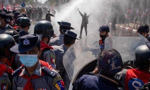 Myanmar'da darbe karşıtı protestolar: Ölü sayısı 459'a yükseldi