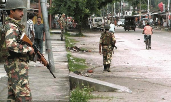Hindistan Ordusuyla Maocu isyancılar arasında çıkan çatışmada 22 asker öldü