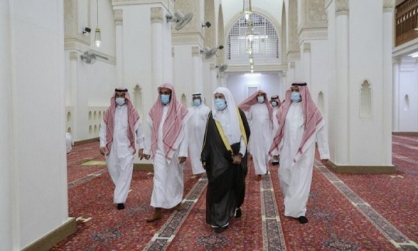 Suudi Arabistan'da binden fazla vaiz ve imam görevden alındı