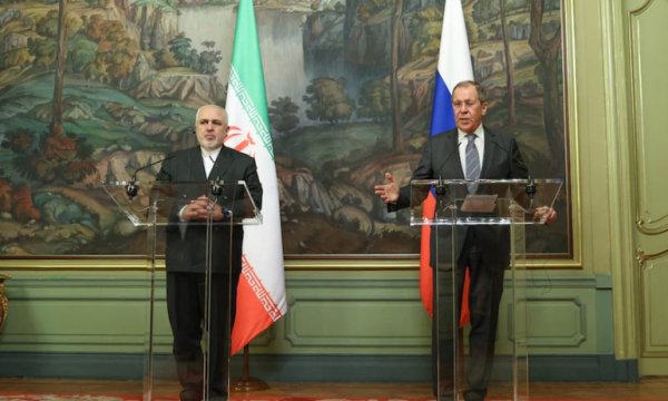 'ABD, İran karşısında yasadışı faaliyetlerini sonlandırmalı'