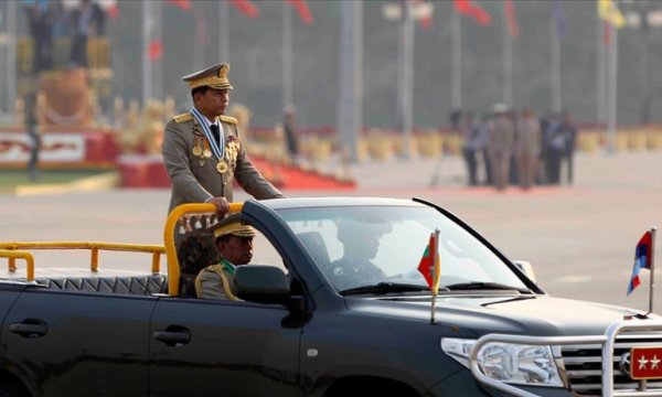 Myanmar Genelkurmay Başkanı Hlaing Endonezya'daki ASEAN liderleri zirvesine katılacak