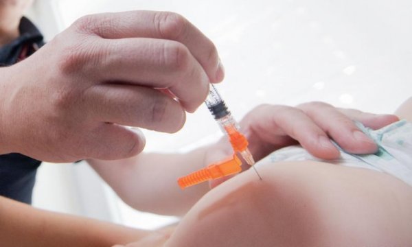 Alman hükümeti aşı olanlar ve hastalığı atlatanlara istisnalar planlıyor