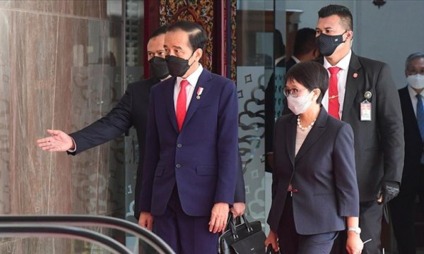 Endonezya'da Myanmar krizini görüşmek üzere ASEAN liderleri toplantısı başladı