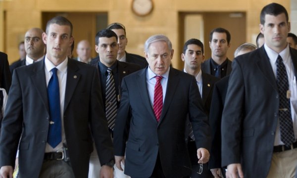 Netanyahu'ya "Arap Milletvekili" darbesi