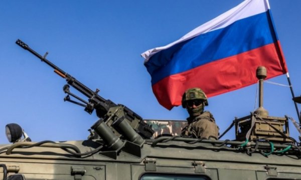 Rus askerleri geri çekiliyor