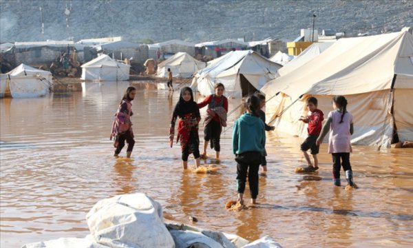 Dünyadaki 2,5 buçuk milyar çocuğun en az 1 milyarı yetim ve öksüz 