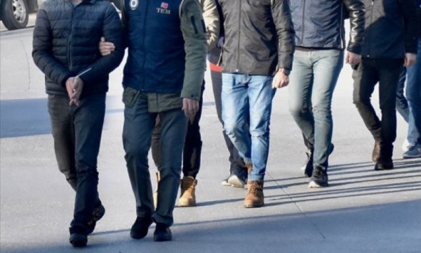 İstanbul'da FETÖ operasyonu
