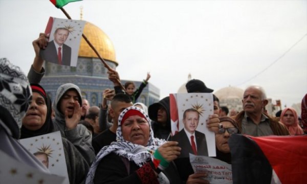 Mescid-i Aksa'da Erdoğan protestosu: Biz buradayız sen neredesin