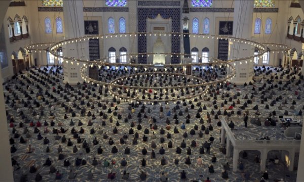 Ramazan Bayramı kutlanıyor