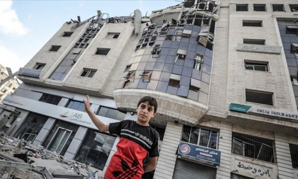 Irkçı İsrail'in saldırılarında 38 bin Filistinli yerinden edildi