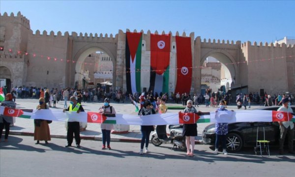 Tunus'ta Filistin'e destek için insan zinciri oluşturuldu