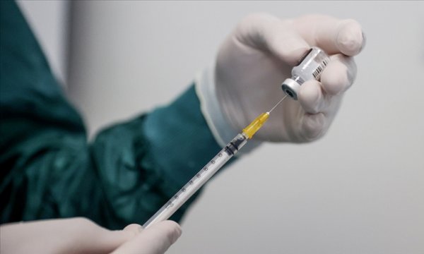Dünya genelinde 1 milyar 940 milyon dozdan fazla Kovid-19 aşısı yapıldı