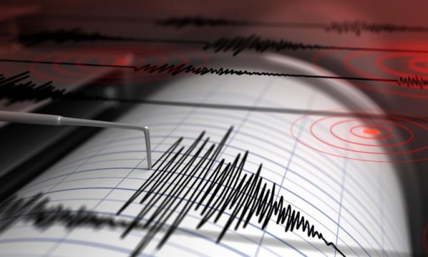 Endonezya'da 6.1 şiddetinde deprem!