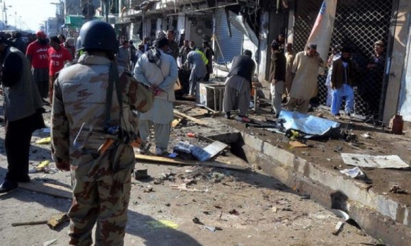 Pakistan'da terör saldırısı: Ölü ve yaralılar var