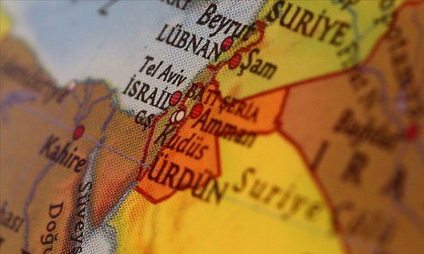 İsrail hapishanelerinde 20 yılı aşkın süredir tutuklu olan Ürdünlü Ebu Cabir serbest bırakıldı