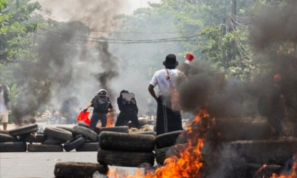 Myanmar'da ölü sayısı 860'a yükseldi