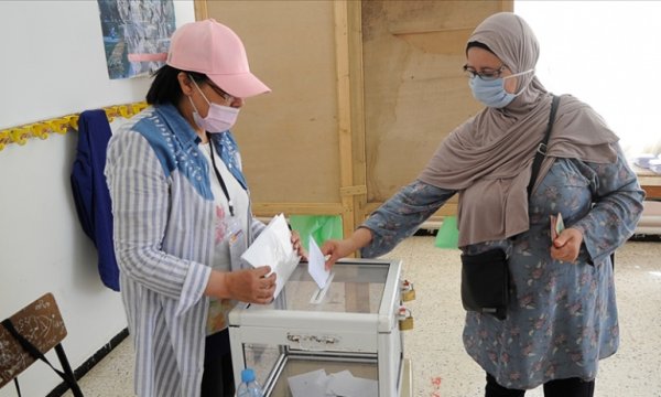 Cezayir'de genel seçimleri Ulusal Kurtuluş Cephesi kazandı