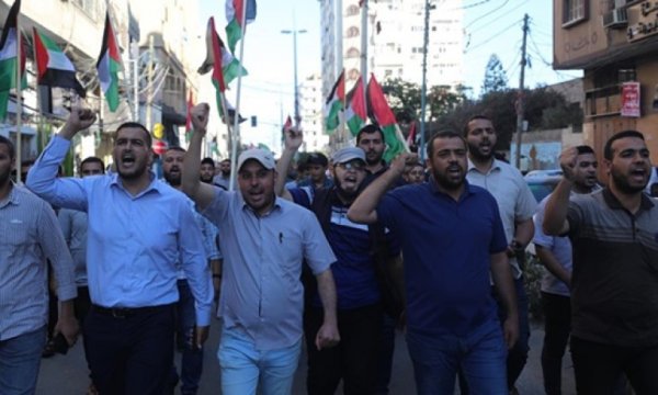 Gazzelilerden provokatif 'Bayrak Yürüyüşü'ne protesto