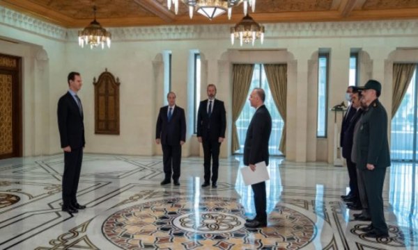 Suriye Cumhurbaşkanı Esad Filistin ve İran'dan güven mektuplarını aldı
