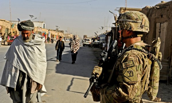 İran: Yabancı güçlerin varlığı Afganistan'da güvensizliği körüklüyor