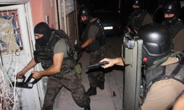 IŞİD militanı Adana'da yakalandı; Grubu yeniden toplamak istemiş