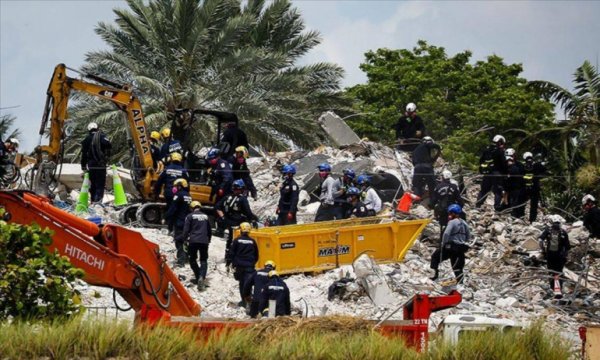 Miami'de bir kısmı çöken 13 katlı binada ölenlerin sayısı 32'ye çıktı